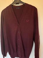 Cardigan Bordeaux Fred Perry 100%wol NIEUW Medium 95 euro, Kleding | Heren, Truien en Vesten, Maat 48/50 (M), Nieuw, Ophalen of Verzenden