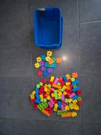 doos met blokjes en bouwstenen, Ophalen, Zo goed als nieuw