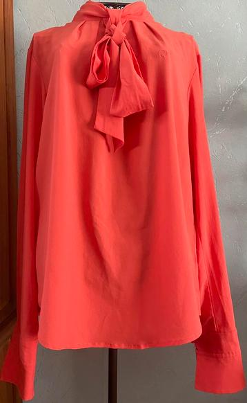 River Woods 46 chique look blouse met detail beschikbaar voor biedingen