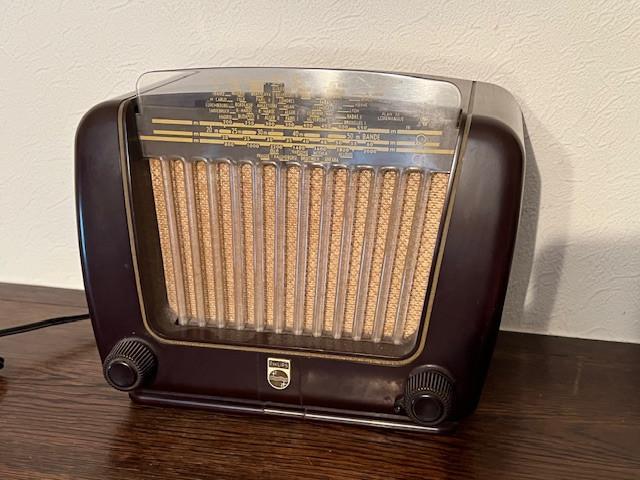Radio Philips Philette 50 BD290U en bakélite, Antiquités & Art, Antiquités | TV & Hi-Fi, Enlèvement