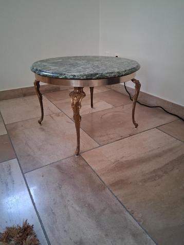 marmeren salontafel beschikbaar voor biedingen