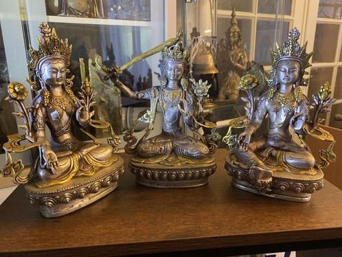 3 tibetaanse tara,s zilver met zware vergulde ornamenten, Huis en Inrichting, Woonaccessoires | Boeddhabeelden, Gebruikt, Ophalen of Verzenden