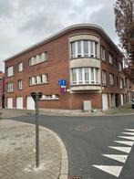 Opbrengsteigendom 6 app 6 garageboxen eikenlei 1 te Hoboken, 200 à 500 m², Anvers (ville), Ventes sans courtier, Maison de coin