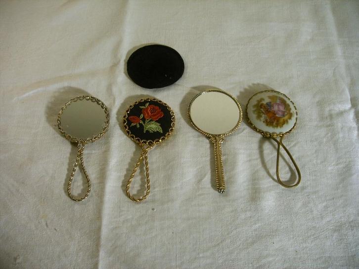 Quatre petits miroirs à main, Antiquités & Art, Curiosités & Brocante, Enlèvement ou Envoi