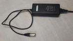 Batterij Lader SHC-8100LC voor Qwic 4pin 42V / 2A, Ophalen, Zo goed als nieuw