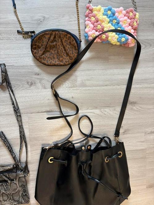 Lot de 8 sacs à main femme – Divers styles – Très bon état, Handtassen en Accessoires, Tassen | Damestassen, Gebruikt, Handtas