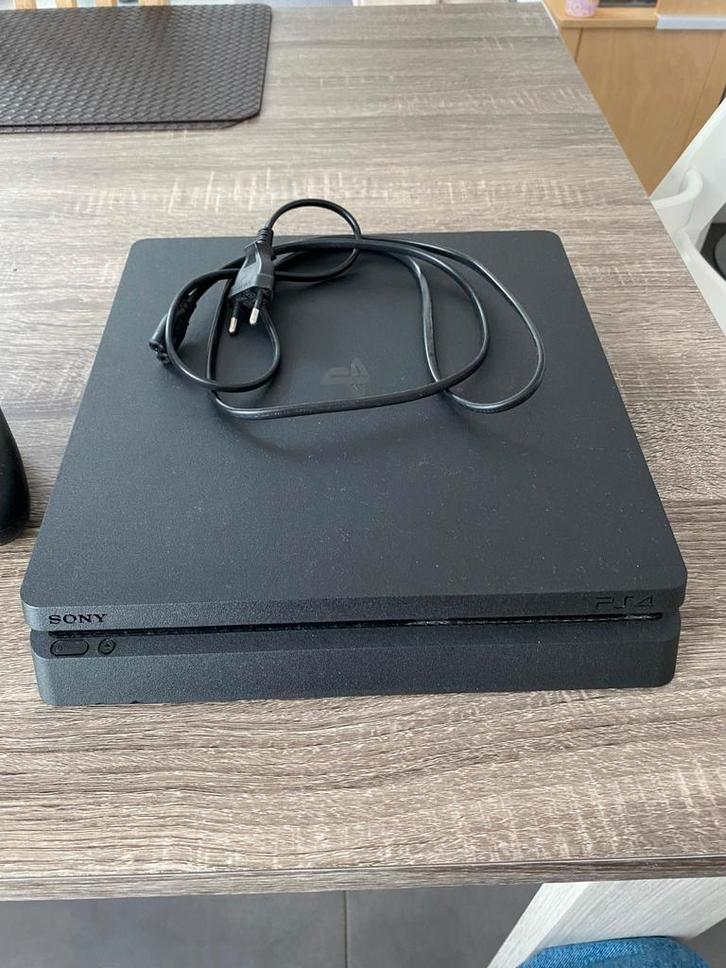 PlayStation 4 inclusief controller, Games en Spelcomputers, Spelcomputers | Sony PlayStation 4, Zo goed als nieuw, Original, 500 GB