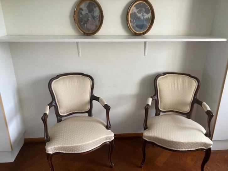 2 stoelen  in Louis XV-stijl (ook wel barok/rococo), Antiek en Kunst, Antiek | Meubels | Stoelen en Sofa's, Ophalen
