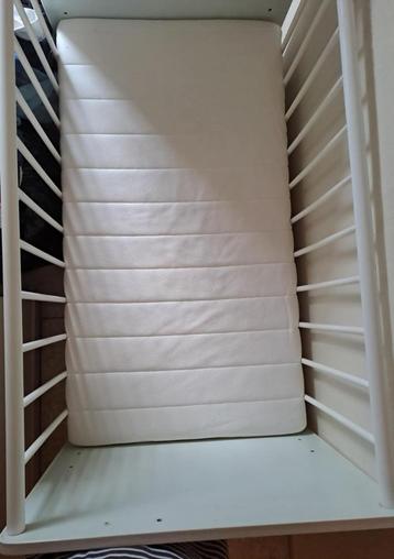kinderbed beschikbaar voor biedingen