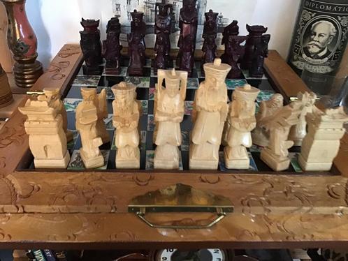 Chinees schaakspel met unieke handgemaakte houten figuren., Hobby en Vrije tijd, Gezelschapsspellen | Bordspellen, Ophalen