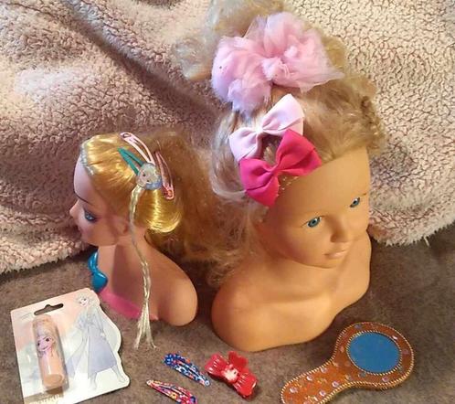 poppen hoofden met accesoires, Verzamelen, Poppen, Accessoires, Ophalen of Verzenden