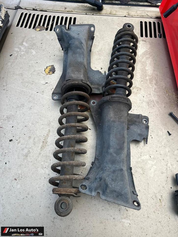 Audi 80 B4 sedan schokbrekers cpl met veer, Auto-onderdelen, Ophanging en Onderstel, Audi, Gebruikt, Herkomst onderdeel bekend