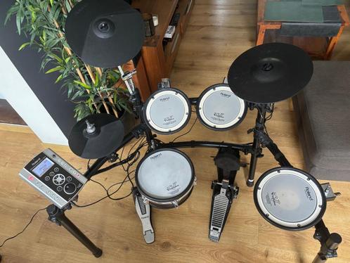 Batterie Roland TD09 (550eur) +  monitor roland PM100, Muziek en Instrumenten, Drumcomputers, Gebruikt, Roland, Ophalen