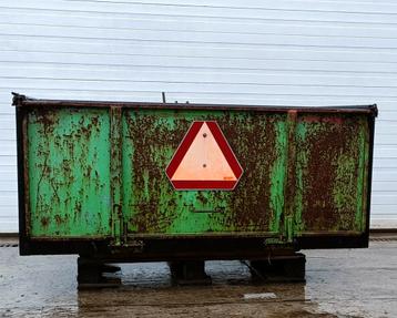 Bak voor tractor kipbak  beschikbaar voor biedingen