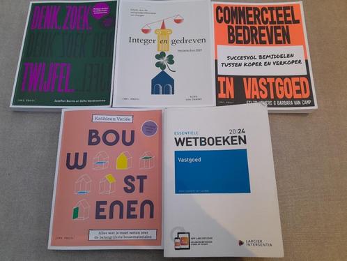 Boeken bachelor vastgoed, Boeken, Studieboeken en Cursussen, Zo goed als nieuw, Hogeschool, Ophalen