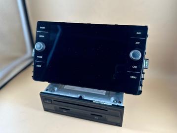 Discover media 8 inch plug and play  beschikbaar voor biedingen