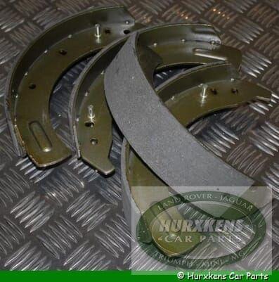 Remschoenenset Land Rover Series LWB tot 1984 4 cyl / 88 van, Auto-onderdelen, Remmen en Aandrijving, Nieuw, Ophalen of Verzenden