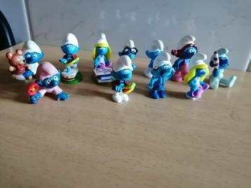 11 Figurines Schtroumpfs beschikbaar voor biedingen