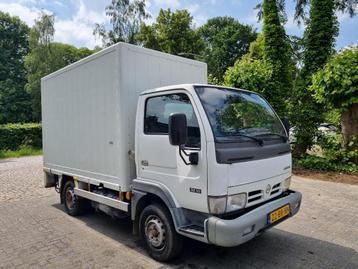 Nissan Cabstar 32.10 Bakwagen + Laadklep