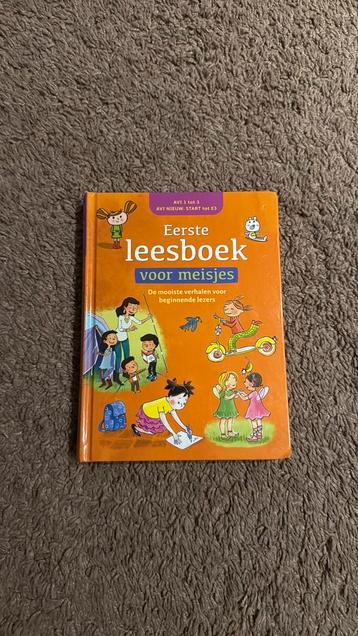 Eerste leesboek voor meisjes beschikbaar voor biedingen