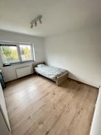 Slaapkamerset (bed - kast - bureau), Huis en Inrichting, Slaapkamer | Complete slaapkamers, Ophalen