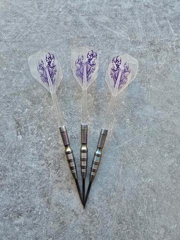 Winmau Simon Whitlock Rainbow 90%  beschikbaar voor biedingen