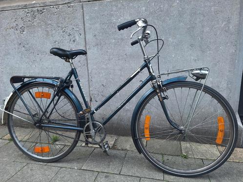 Vintage Damenfiets 1 speed nieuwe onderdelen, Fietsen en Brommers, Fietsen | Dames | Sportfietsen en Toerfietsen, Gebruikt, Batavus