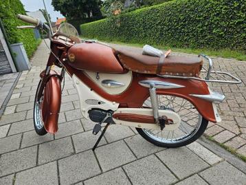 Magneet globemaster 1961 beschikbaar voor biedingen
