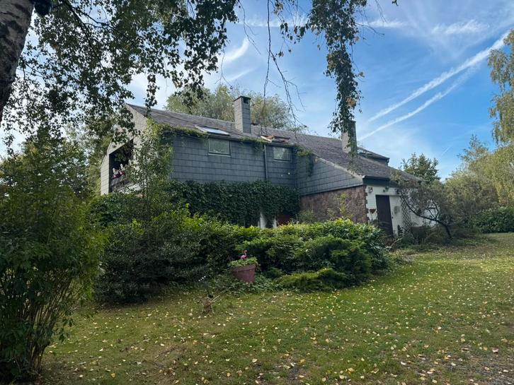 Prachtig BEAUFAYS-pand, Immo, Huizen en Appartementen te koop, Provincie Luik, 1500 m² of meer, Vrijstaande woning, D