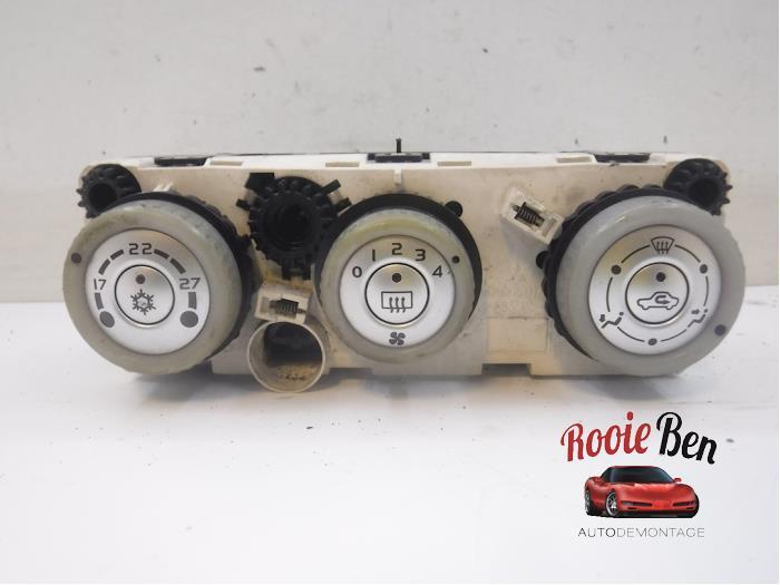 Kachel Bedieningspaneel van een Mitsubishi Colt, Gebruikt, -, -, Ophalen of Verzenden