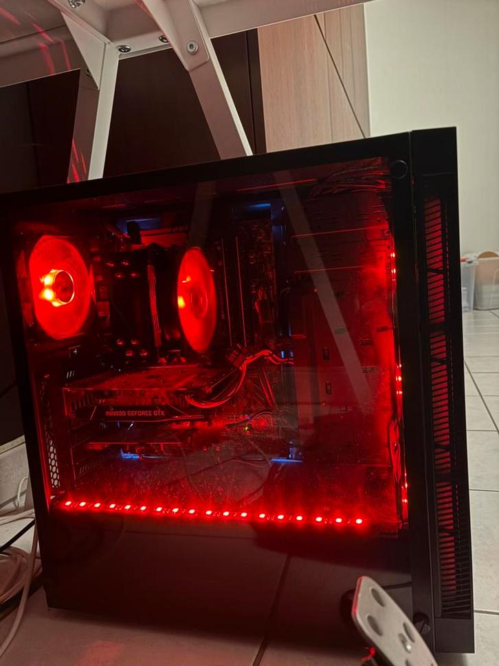 Game PC, Computers en Software, Desktop Pc's, Zo goed als nieuw, Ophalen