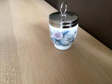 Royal worcester egg coddler beschikbaar voor biedingen