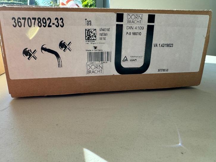 Robinet mural Dornbracht Tara noir mat 36707892-33, Doe-het-zelf en Bouw, Sanitair, Nieuw, Kraan, Ophalen