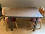 Tafel met 2 schattige vis-stoeltjes, Kinderen en Baby's, Kinderkamer | Tafels en Stoelen, Ophalen, Gebruikt