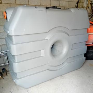Citerne 2000 litres, Ophalen, Zo goed als nieuw