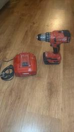 Visseuse hilti avec batterie chargeur, Bricolage & Construction, Enlèvement, Utilisé