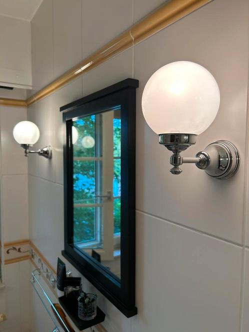 Damixa badkamer handdoek wc lampen legplanken spiegels, Huis en Inrichting, Badkamer | Badtextiel en Accessoires, Zo goed als nieuw