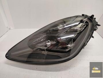 Porsche Cayenne 9Y Matrix Zwart Donker GTS linkerlamp Perfec beschikbaar voor biedingen