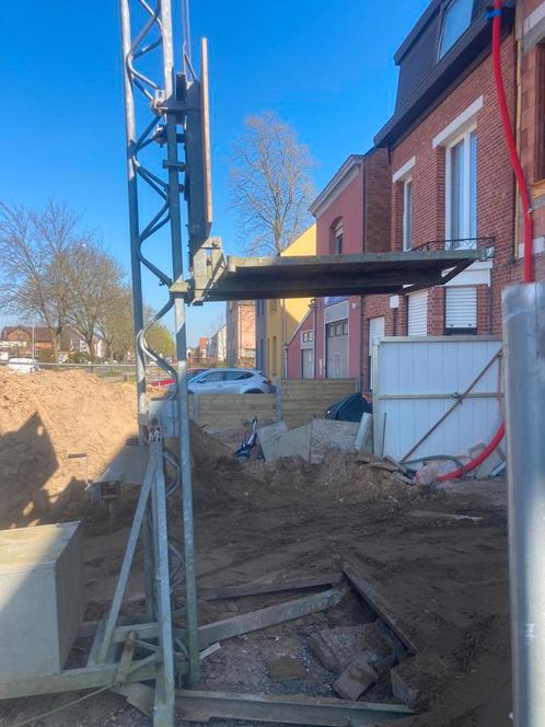 Bouwlift in goede staat, Doe-het-zelf en Bouw, Lieren en Takels, Gebruikt, Ophalen