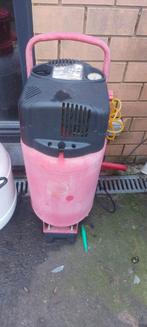 COMPRESEUR, Enlèvement, Utilisé, 6 à 10 bars, 25 à 100 litres