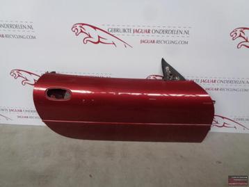 Deur rechts Jaguar XK8 XKR Kleur rood JLM21772 beschikbaar voor biedingen
