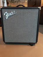 Basversterker Fender rumble 15, Ophalen, Zo goed als nieuw