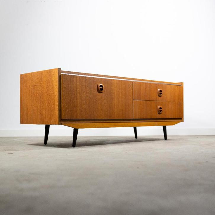 Prachtig vintage TV meubel, Huis en Inrichting, Kasten |Televisiemeubels, Gebruikt, Minder dan 100 cm, 100 tot 150 cm, 25 tot 50 cm