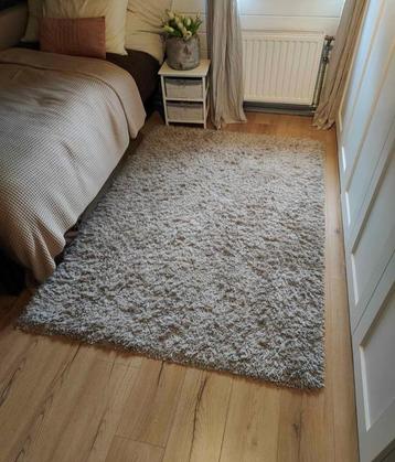 4 tapijten beige beschikbaar voor biedingen