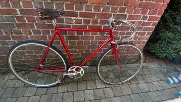 koersfiets (kader 57) beschikbaar voor biedingen