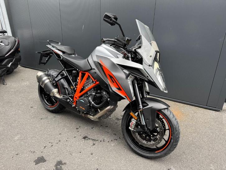 KTM - 1290 SUPER DUKE GT, Motoren, Motoren | KTM, Bedrijf, Naked bike, meer dan 35 kW, 2 cilinders, Motorrijbewijs A, Cruise Control