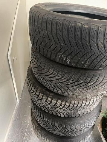 Pneu hiver quasiment neuf 195/55r16 beschikbaar voor biedingen