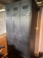Metalen lockerkast - kledingkast, Huis en Inrichting, Kasten | Lockerkasten, Ophalen, Gebruikt, Industriële stijl