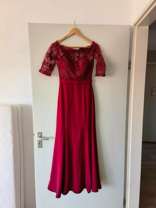 Prachtige rode galajurk maat XS, Kleding | Dames, Gelegenheidskleding, Zo goed als nieuw, Galajurk, Maat 34 (XS) of kleiner, Rood