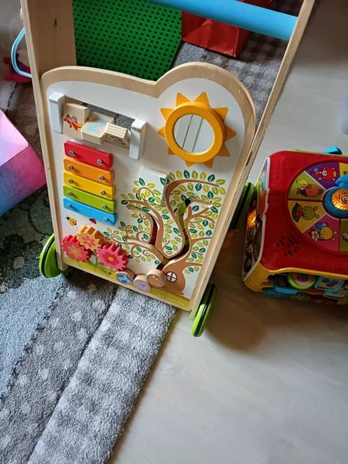 Wandeling-/activiteitenkar (New Classic Toys), Kinderen en Baby's, Speelgoed | Babyspeelgoed, Zo goed als nieuw, Overige typen